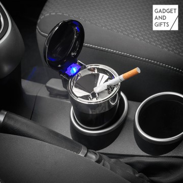 Popelník s víčkem a LED světlem do auta Gadget and Gifts Popelník s víčkem a LED světlem do auta Gadget and Gifts